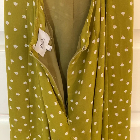 J.O.A. Strappy floral dot Jumpsuit Romper Green White 33598 - Picture 8 of 12